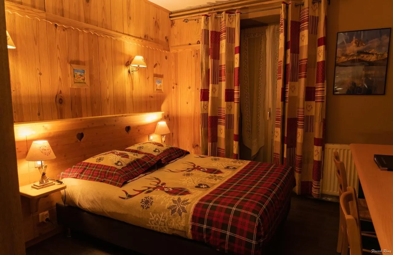 Hotel Quin Te Va Cauterets France