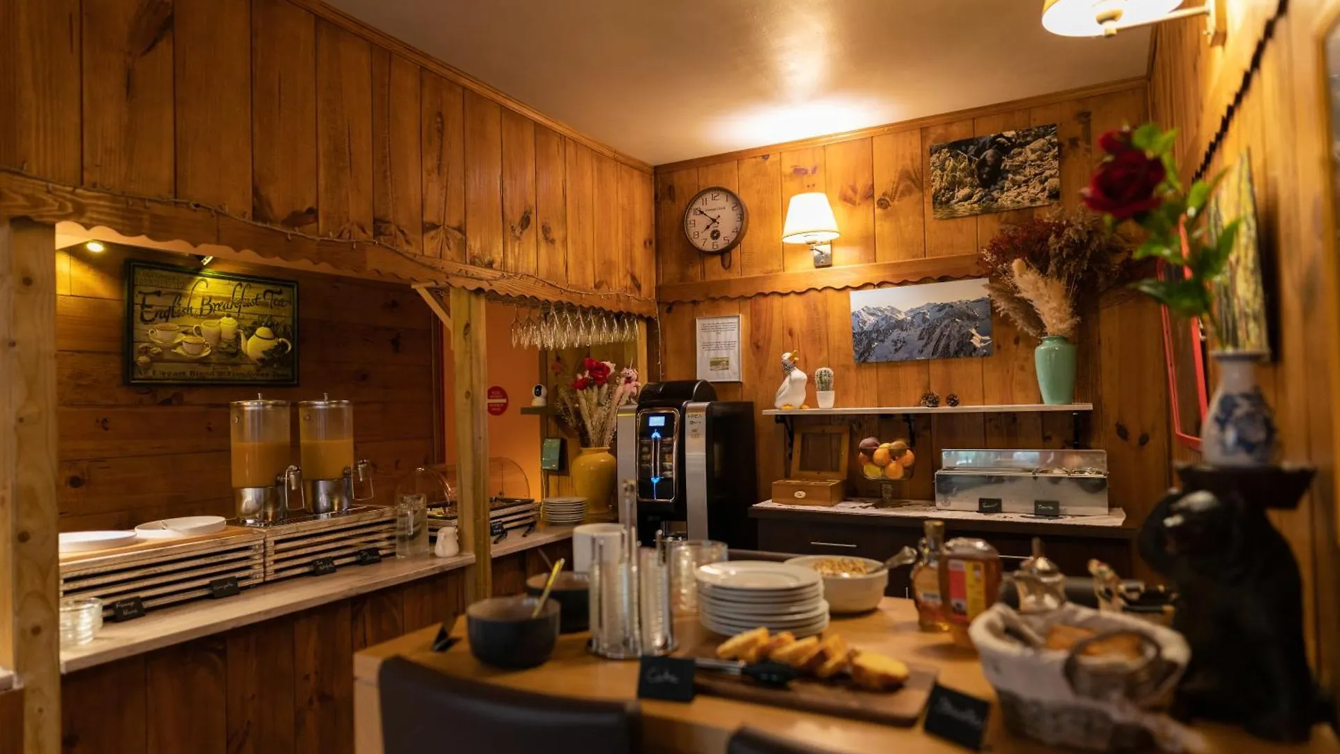 **  Hotel Quin Te Va Cauterets France